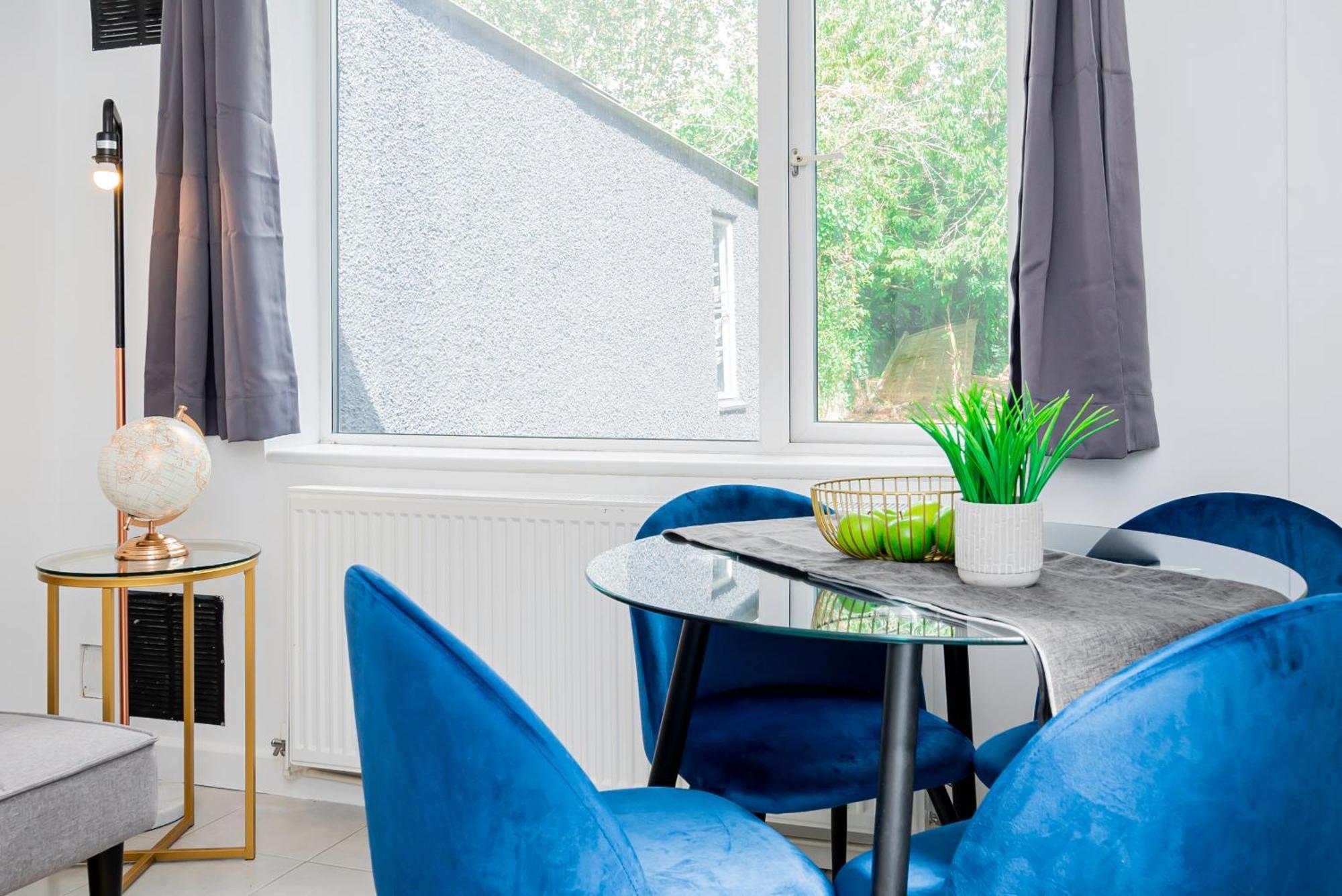 Charming 2-Bedroom Flat With A Garden And Free Parking At Abingdon Оксфорд Экстерьер фото