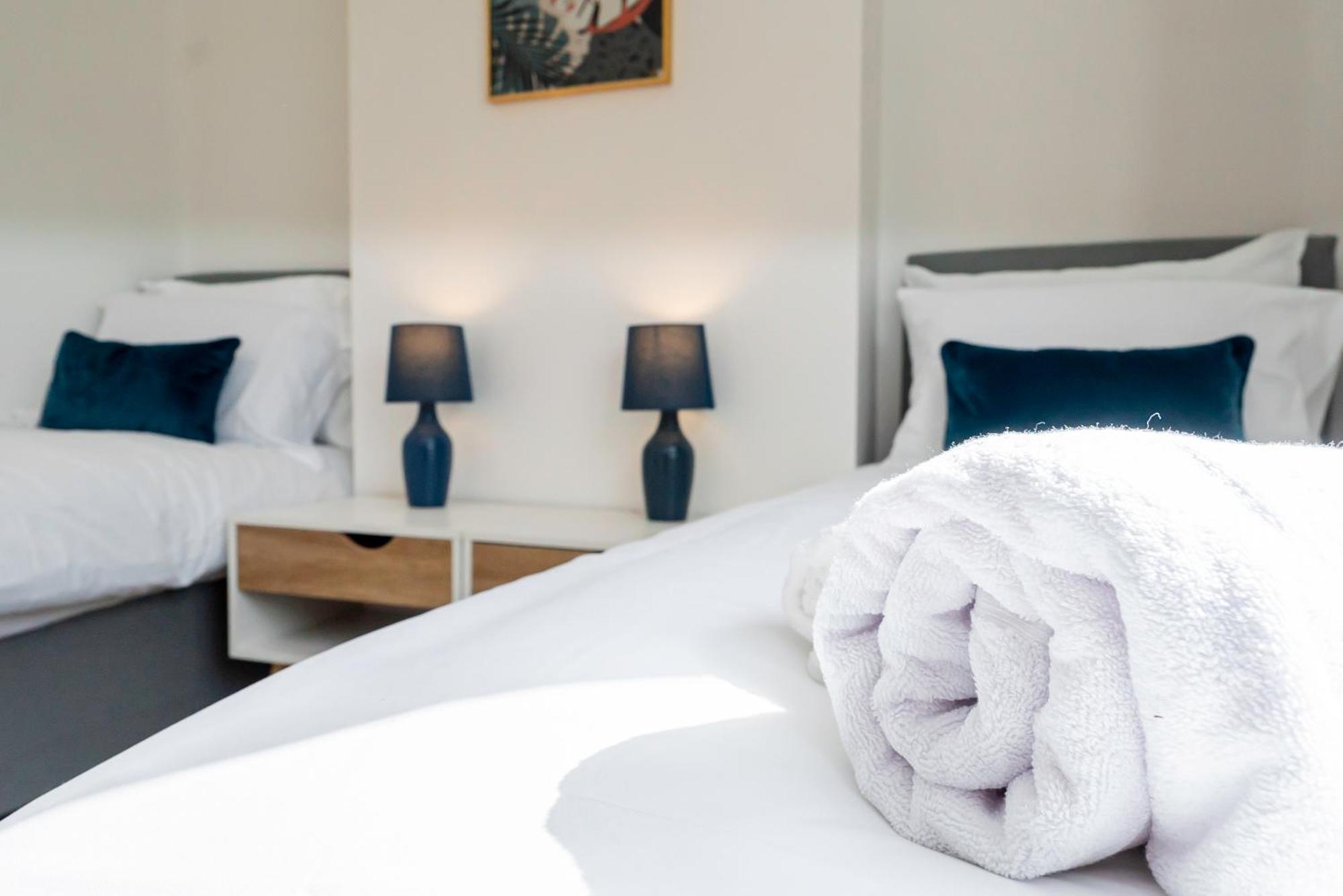 Charming 2-Bedroom Flat With A Garden And Free Parking At Abingdon Оксфорд Экстерьер фото